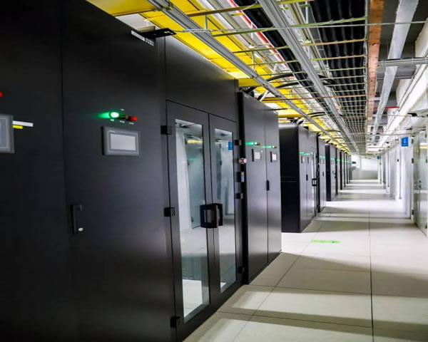 德国摩尔服务器的创新技术及应用实例